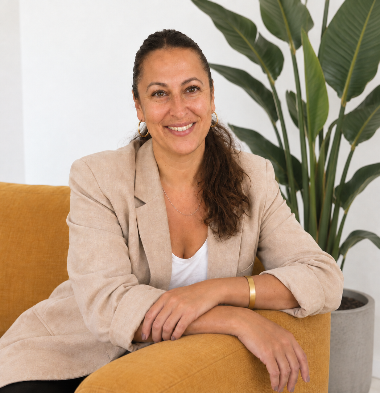 Diana Abolafio, psicóloga en Madrid especializada en terapia online y Walk & Talk